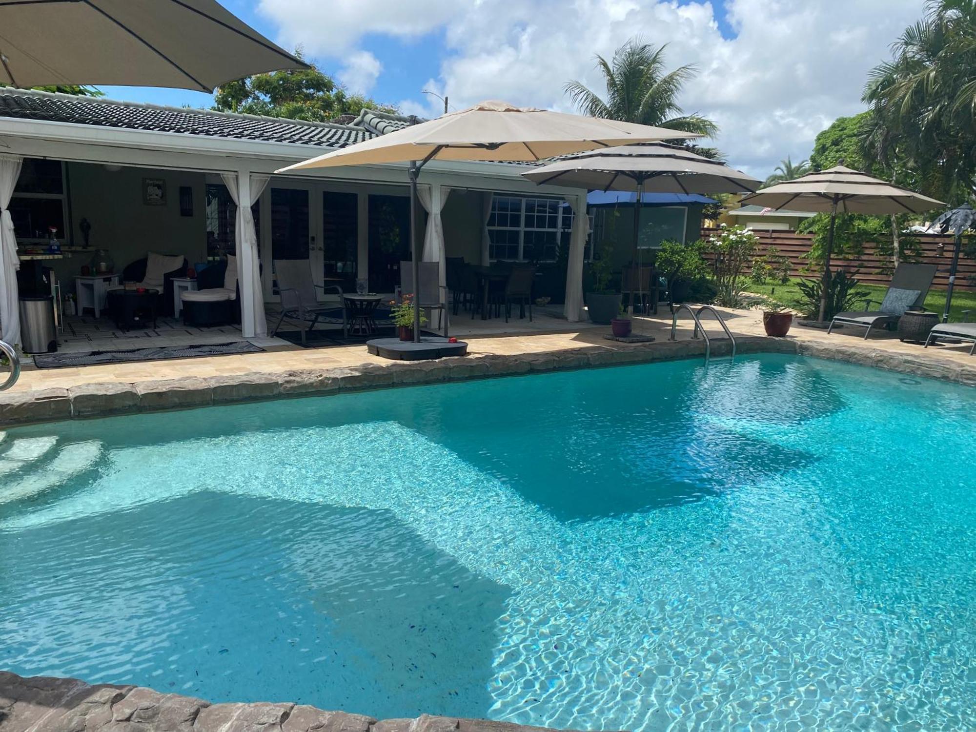 Wilton Manors A Mens Oasis Bed & Breakfast Екстериор снимка