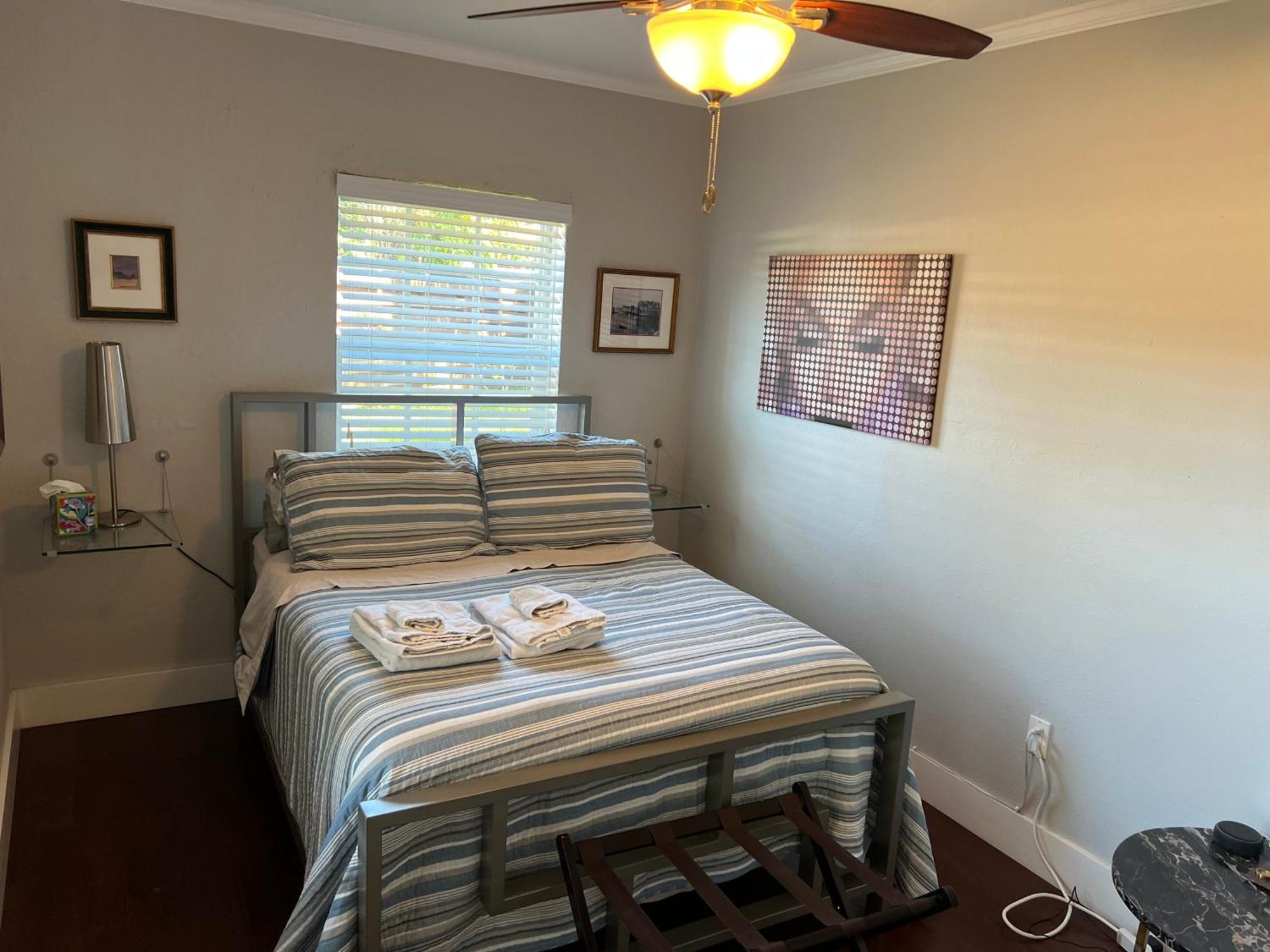 Wilton Manors A Mens Oasis Bed & Breakfast Екстериор снимка